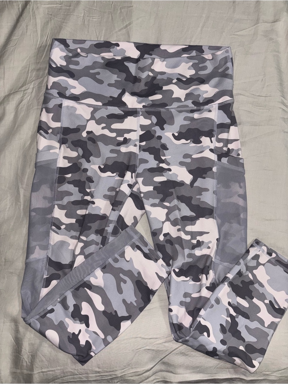 Fabletics Powerhold 7/8 Camo Leggings - Grays & White